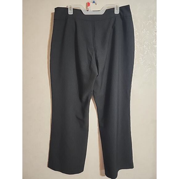 Covington Rosa Womens Pin Stripe Black Flat Dress Pants Straight Leg sz 16 - Picture 5 of 5